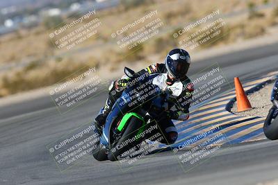 media/Jan-09-2022-SoCal Trackdays (Sun) [[2b1fec8404]]/Turn 11 (935am)/